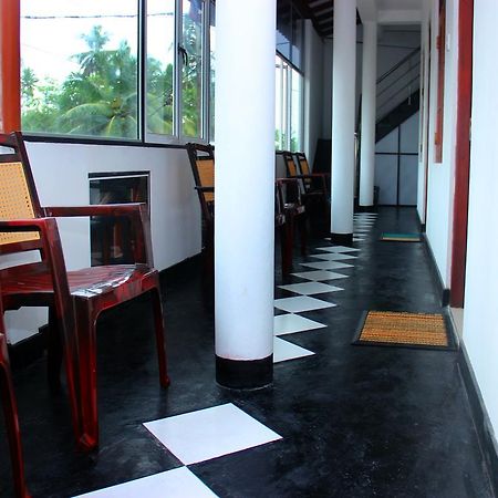Bed and Breakfast Heaven Star Rest Mirissa Esterno foto