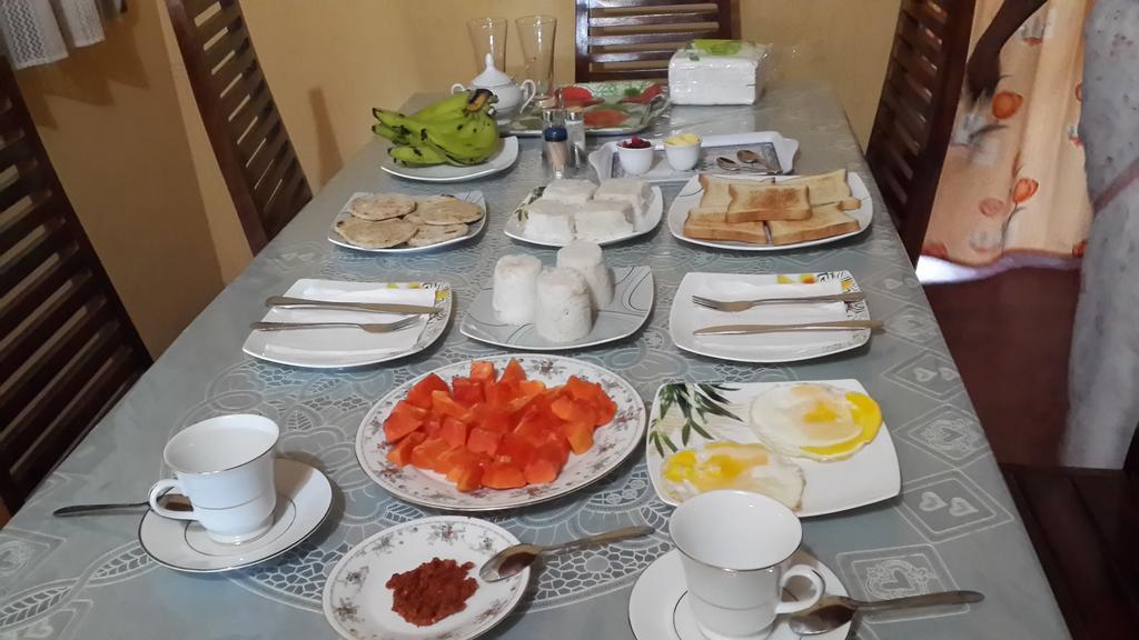 Bed and Breakfast Heaven Star Rest Mirissa Esterno foto